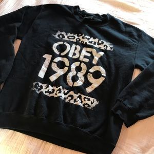 Obey sweatshirt